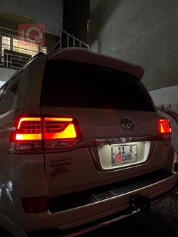 تويوتا لاندكروزر